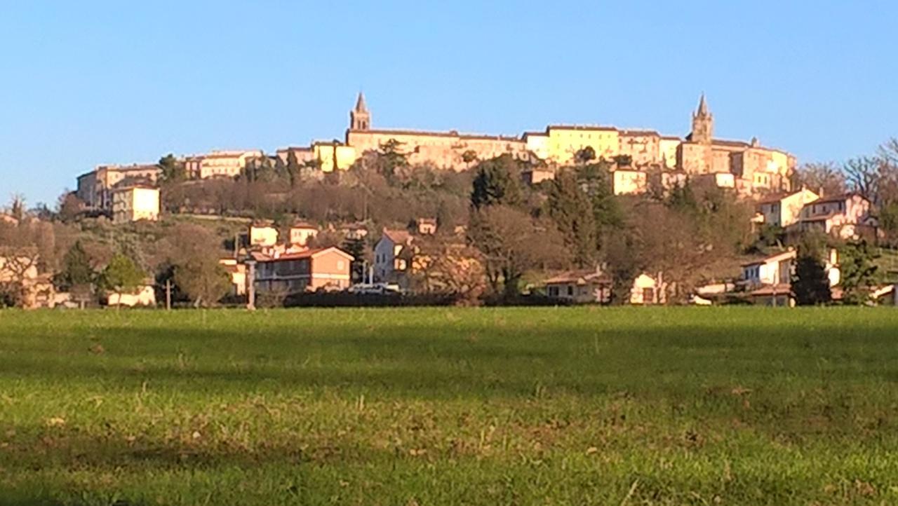 Valle Degli Ulivi Appartamento Terni Exterior photo